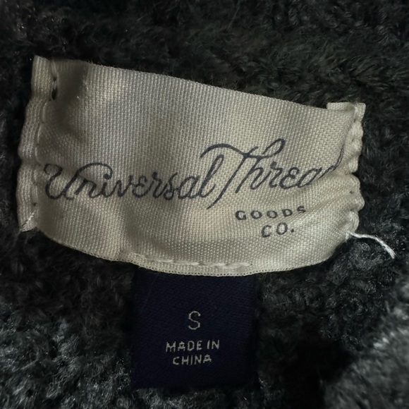 Universal Thread Gray Sweater - Picture 3 of 3